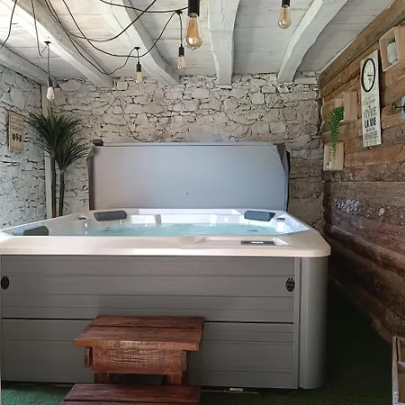 ベッド・アンド・ブレックファスト Baladous Montgaillard-de-Salies