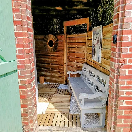 Baladous ベッド・アンド・ブレックファスト