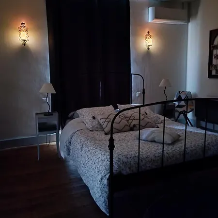 Baladous ベッド・アンド・ブレックファスト